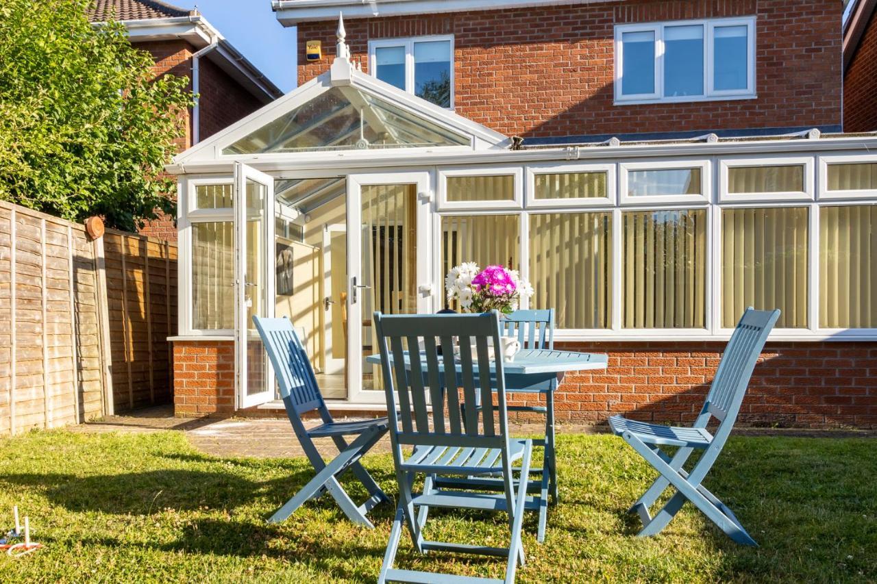 Fair View - Off Street Parking And Garden Villa Shrewsbury Exterior photo